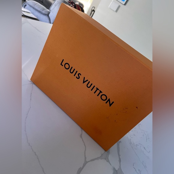Louis Vuitton Silhouette Ankle Boot open to all reasonable offers - Picture 5 of 16